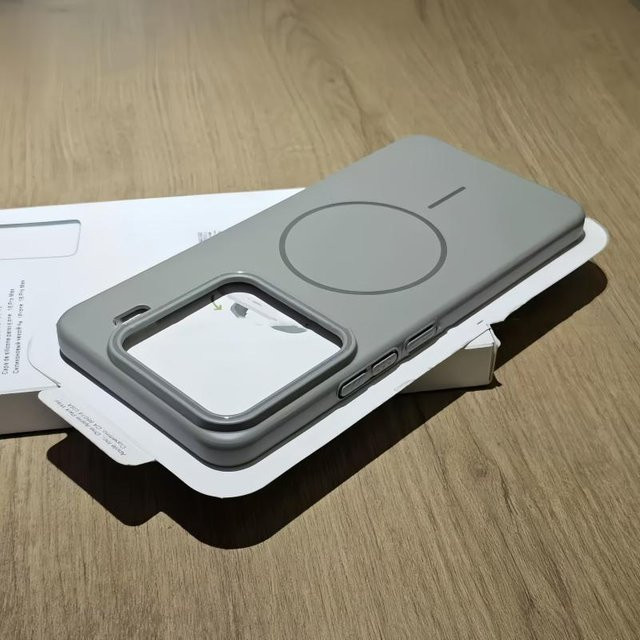 al For Magnetische Schutzhülle für Xiaomi Mi 15 Ultra 14T Pro in Grau mit mattierter Oberfläche und kabelloser Ladefunktion aus hartem PC-Material - Bild 1