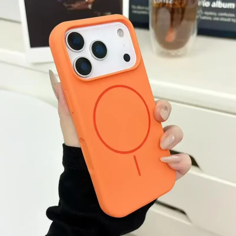Apple Silikonhülle mit MagSafe für iPhone 17 Pro Max, 17 Pro und 17 Air in Orange - Bild 2