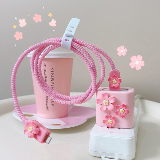 TAOYUNXI Ladegerät-Schutzhülle mit Kirschblüten in Pink für iPhone 17 18W/20W - Bild 1