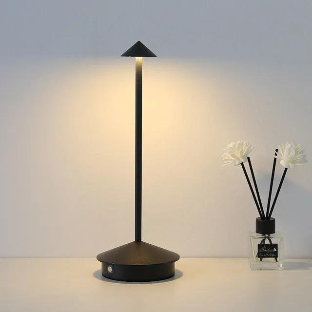 Xiao--Xiao Wiederaufladbare LED Tischlampe mit Touch-Funktion in Schwarz - Bild 1