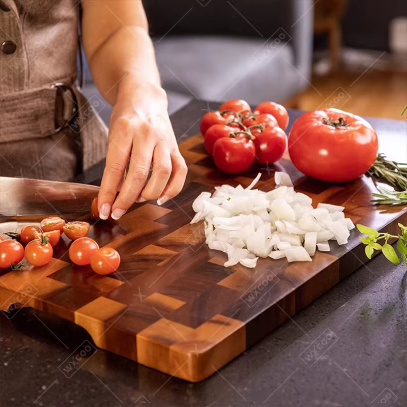 WXCOO Holzschneidebrett braun, rechteckiges und beidseitig verwendbares Schneidebrett für Obst, Gemüse und Fleisch - Bild 3