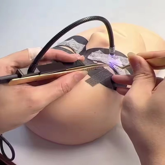 Vusum Wimpernverlängerung Set, UV-Lampe, Wimpernkleber, Fußschalterpinzette - Bild 1