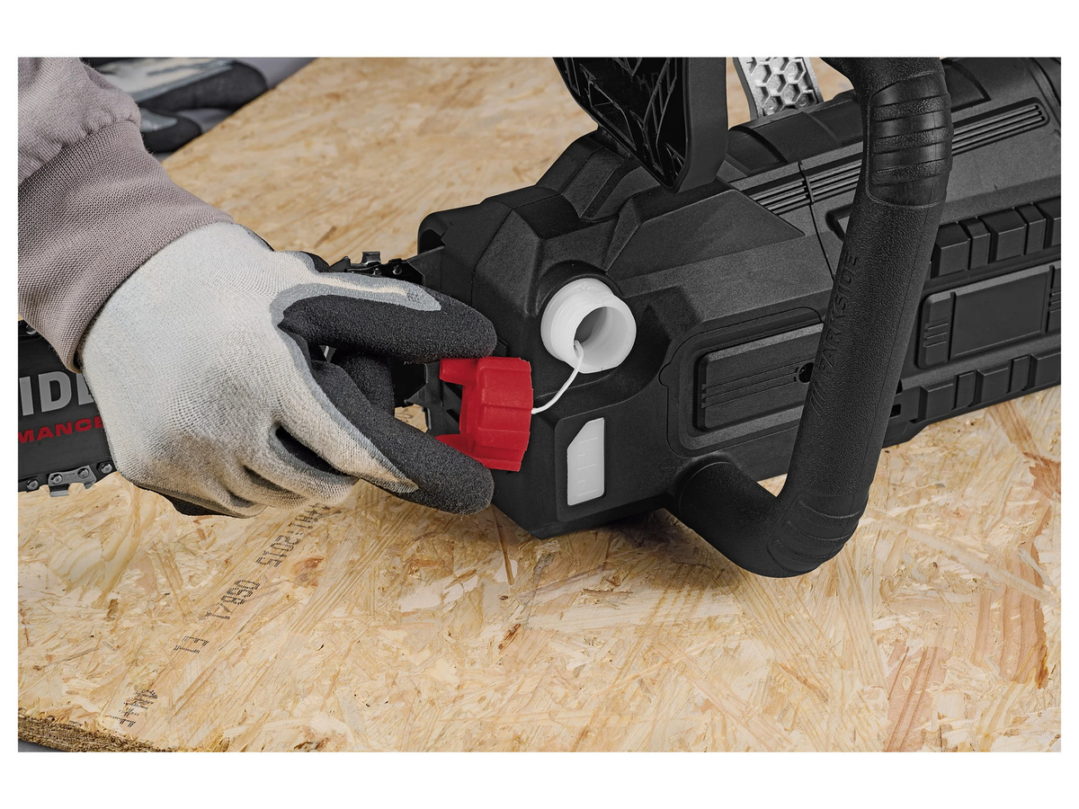 Parkside Performance Elektro-Kettensäge PPEKS 2500 A1 in Schwarz mit 2-Hand-Schutzschalter - Bild 4
