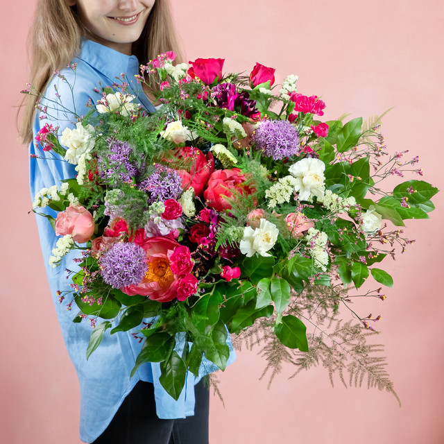 BLUME2000 Blütenrausch Bouquet kugelrund multicolour - Bild 1