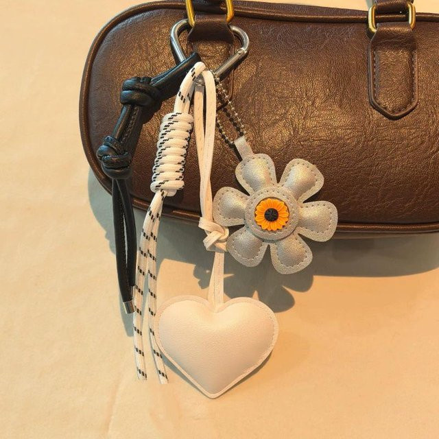 Taschenanhänger PU-Leder, Blume, weiß, Herren - Bild 1