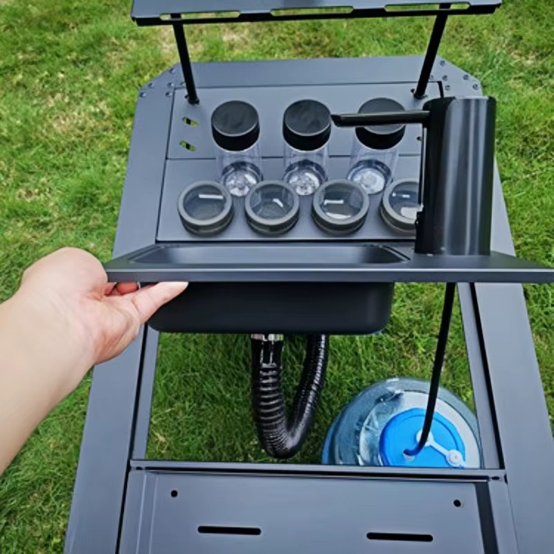 IGT Elektrische Faltbare Tisch-Wasserpumpe für Camping und Outdoor in Schwarz - Bild 2