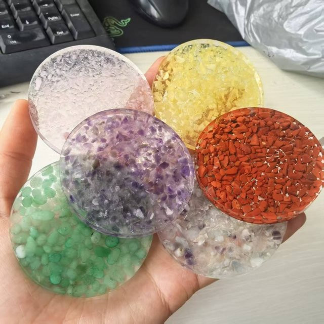 Sisterstone Kristall-Untersetzer aus Rosenquarz und Amethyst in Pink und Multicolour, Runde Matten mit 6,0 cm Durchmesser - Bild 1