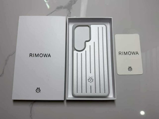 RIMOWA Original Handyhülle im Koffer-Design für Samsung Galaxy S26 Ultra, Silber - Bild 1