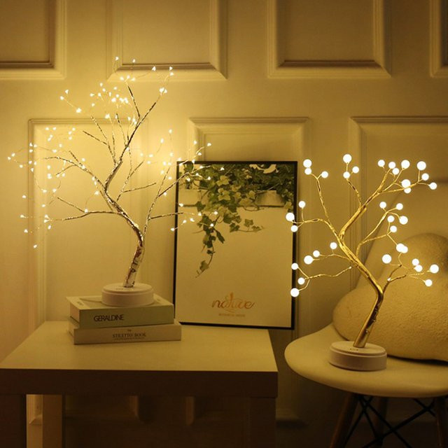 Topdii LED Nachtlicht in Form eines Baumes, USB- und batteriebetrieben, warmweiß, Farbe: Weiß - Bild 1