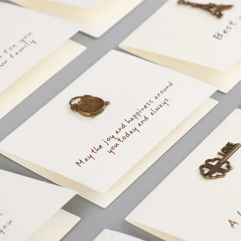 10 Stück weiße Mini-Grußkarten aus Metall und Papier für Hochzeit, Geburtstag oder als Geschenk mit Umschlag - Bild 3
