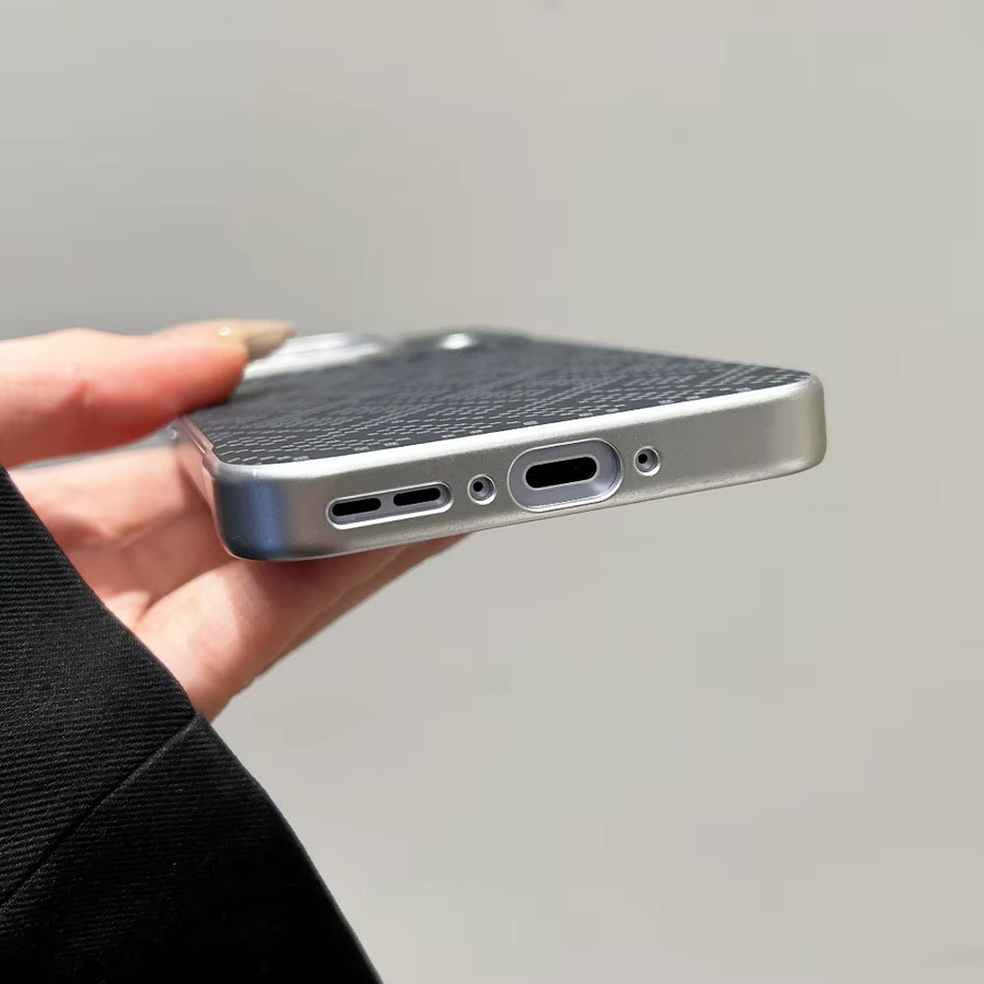Magnetische Stoßfängerhülle mit Kevlar-Textur und Metallbeschichtung für OPPO Find X9 und X8 Ultra in Schwarz - Bild 3