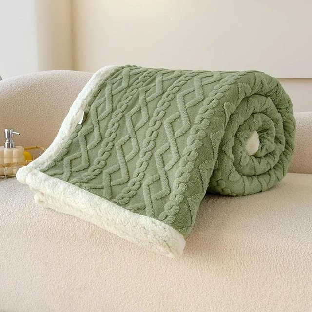WTEMPO Winterdecke aus Jacquard und doppelseitigem Tafu-Samt in Grün, B/T: 151 x 201 cm - Bild 1