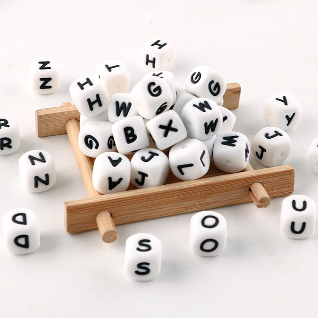 Sunrony Silikon-Buchstaben-Perlen, 12 mm, quadratisch, 100 Stück - Bild 1