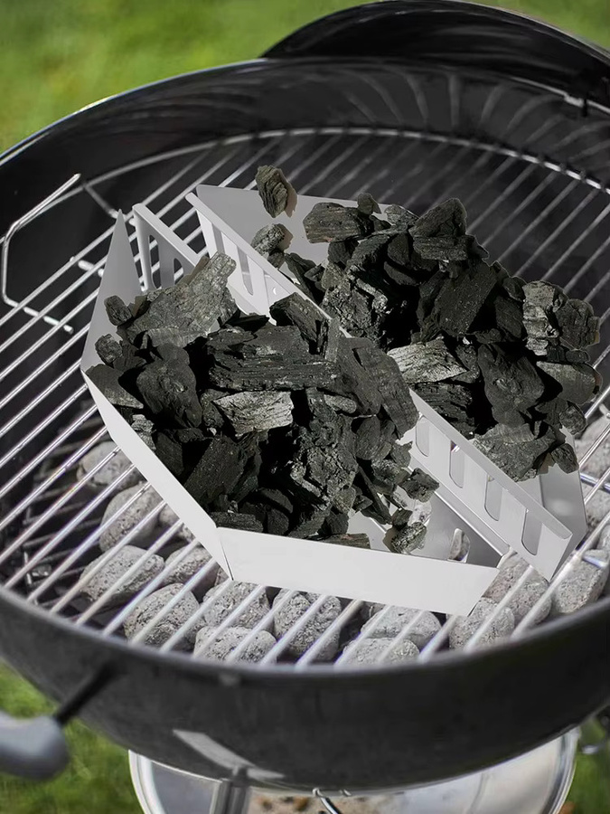Willstar 2er-Set Holzkohlekörbe aus Stahl in Silber, hitzebeständiger Holzkohlehalter für den Grill - Bild 1