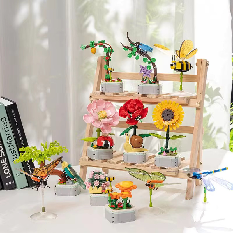 AMAZINGBLOKS Kreative Baustein-Sets für Natur- und Tierfiguren wie Insekten, Hunde und Sukkulenten in Mehrfarbig - Bild 1