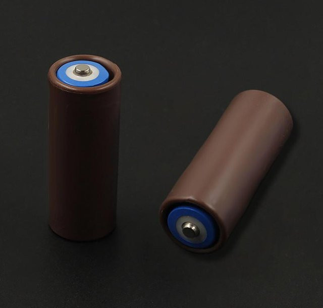 ESHYLALA Batterie Konverter Adapter Hülse Kunststoff Isolierung in Braun für 18650 bis 26650 Batterien - Bild 1