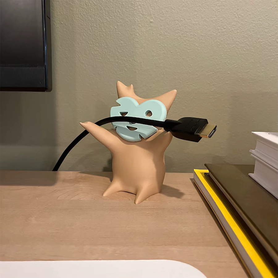 Korok Bleistifthalter Statue in Beige aus Kunststoff - Bild 2