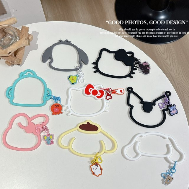 Sanrio Handy-Lanyard aus Silikon im Hello Kitty Kuromi My Melody Anime-Stil in Schwarz für alle Smartphones - Bild 1