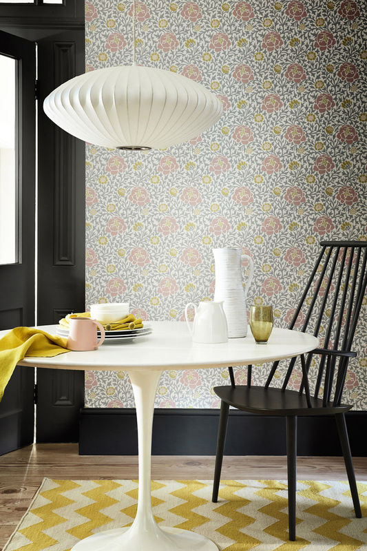 Little Greene Tapete Lansdowne Walk Pollen in Gelb und Multicolour mit floralem Botanik-Design - Bild 2