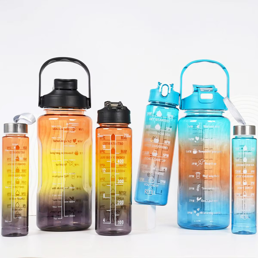 WIFEFUN 3-in-1 Wasserflaschen-Set aus Kunststoff mit Farbverlauf und Messskala in Rot für Outdoor-Sport und Camping - Bild 4