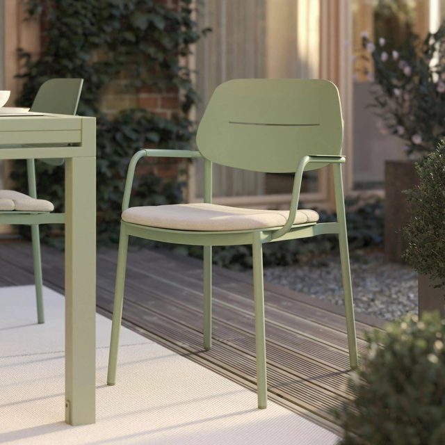 Mömax Gartenstuhl Verde in Hellgrün und Salbeigrün aus pulverbeschichtetem Aluminium mit Armlehnen und Polsterung - Bild 1