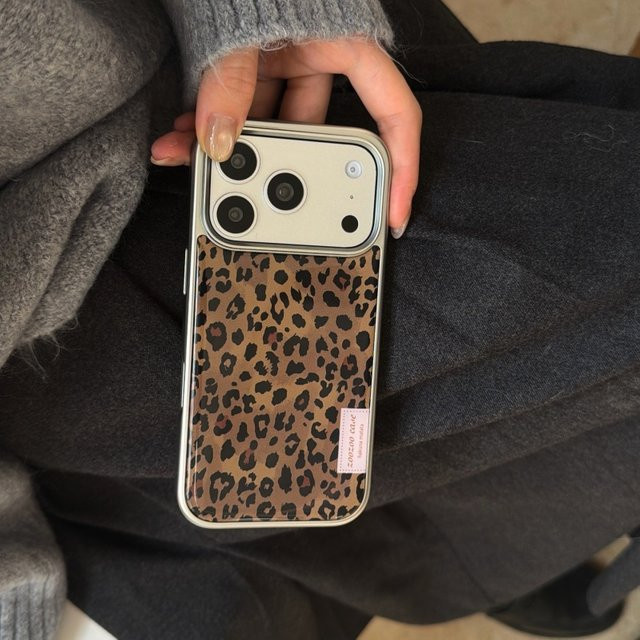 Sturzsichere Handyhülle mit Leoparden-Design aus Epoxy in Schwarz und Braun für Apple iPhone 17 16 15 14 13 Pro Max - Bild 1