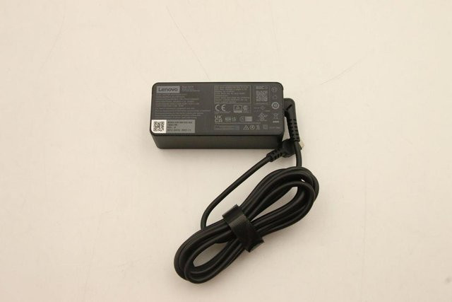 Lenovo Delta PD 3.0 45W USB-C Netzteil in Schwarz (5A10W86245) - Bild 1
