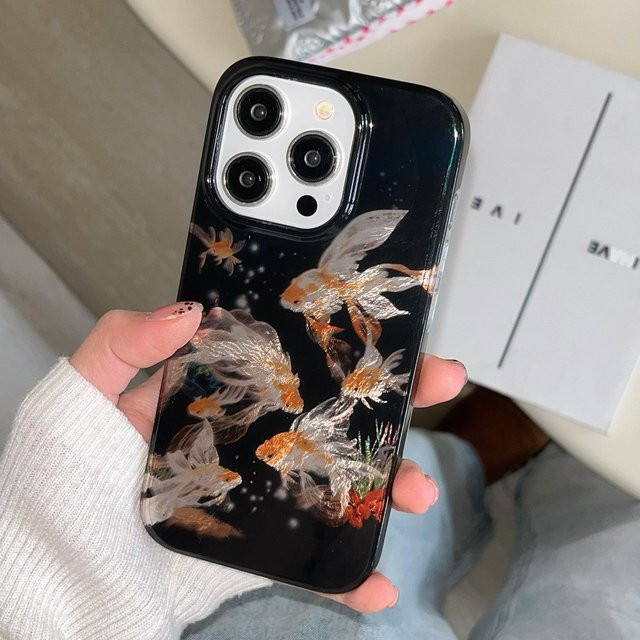 Luckly Koi Goldfish Schutzhülle mit Glanz-Effekt und Gletscher-Textur für Apple iPhone 11 bis 16 Pro Max in Schwarz und Gold - Bild 1