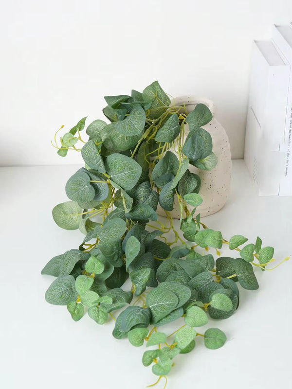 WQNJIN Künstliche Eukalyptus-Pflanze aus Rattan und Seide, Grüne Efeu-Girlande als Wandbehang für Hochzeit und Party im Boho-Stil - Bild 4