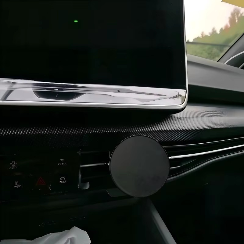 Magnetische Handyhalterung für Volkswagen VW Golf 8 in Schwarz - Bild 2