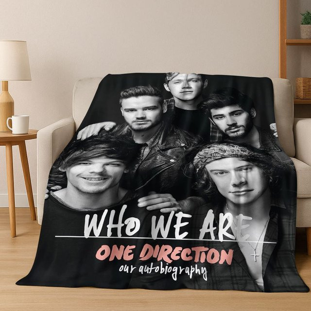 Gemütliche Flanelldecke Rock-One-Direction von YangJOJO in Multicolour, weiche Überwurfdecke für Bett, Sofa oder Picknick, B/B: 130 x 150 cm - Bild 1