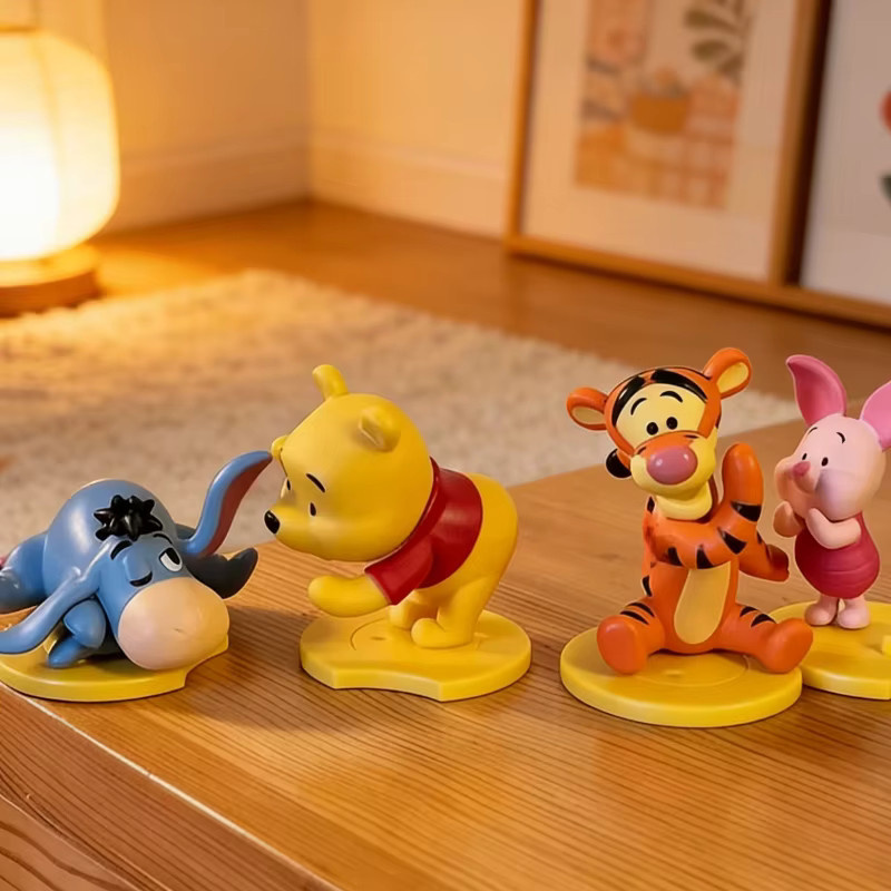 HEROCROSS Welpen-Kleinbär-Whisper-Serie Blindbox, Schweinemodell, Kunststoff - Bild 1