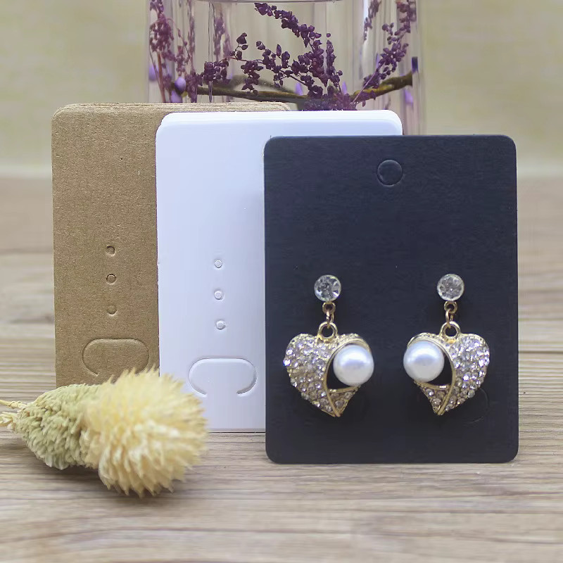 100 Stück Schmuck-Präsentationskarten aus Kraftpapier für Ohrringe und Halsketten in Weiß, Schwarz und Braun, B: 5 cm, H: 6,5 cm oder B: 5 cm, H: 7 cm - Bild 2