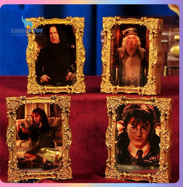Hot Toys Harry Potter Zauberspiegel Nachtlicht mit Goldrahmen und LED-Licht in Gold - Bild 1