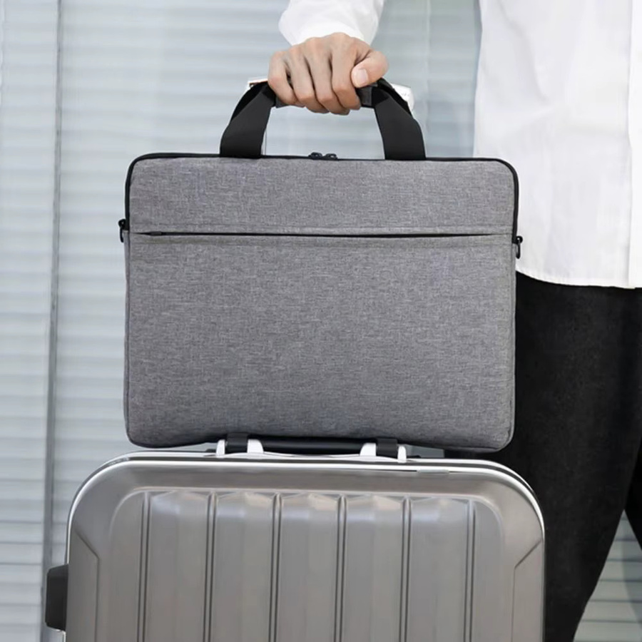 Stoßfeste und ultradünne Laptop-Hülle in Grau als Business-Umhängetasche mit großer Kapazität - Bild 4