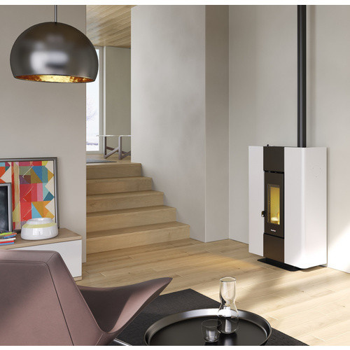 Freepoint Pelletofen Roxy Stand in Weiß mit 7 kW Leistung und WiFi-Funktion - Bild 4