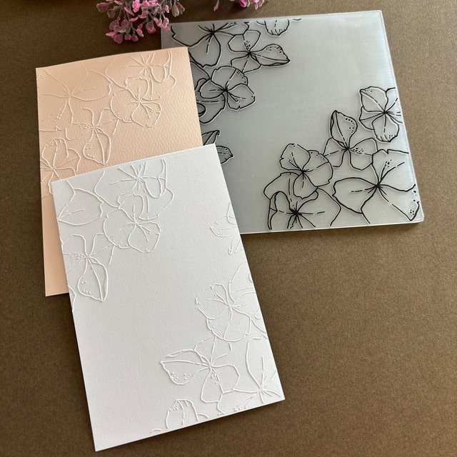 Transparente Kunststoff-Vorlage mit gepressten Lotusblüten für Scrapbooking und Kartenherstellung, 1er-Pack - Bild 1