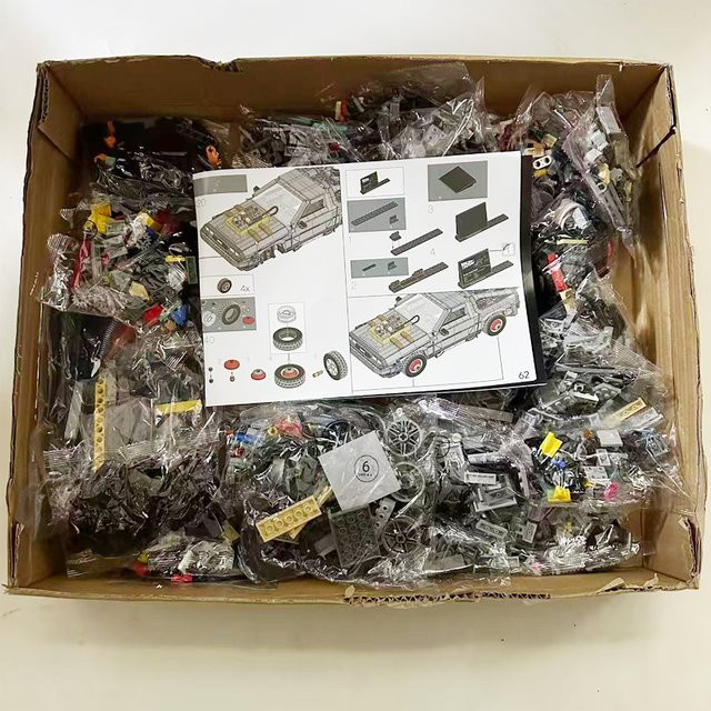 LEGO Back to the Future Zeitmaschinen, Modellbausatz, 1872 Teile - Bild 1