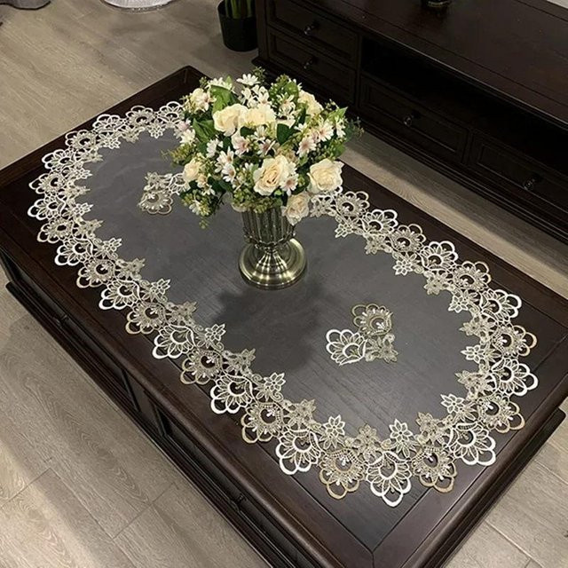 Ovale Tischdecke von Yiran Furniture mit floraler Spitze in Weiß, B/H: 60 x 120 cm - Bild 1