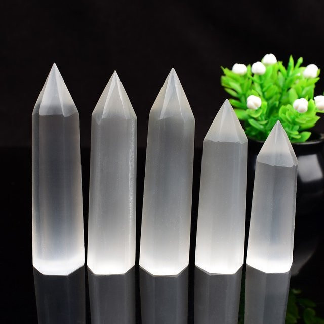 RYCRYSTAL Selenit Obelisk aus natürlichem Kristallstein in Weiß für Reiki und Wohnkultur - Bild 1