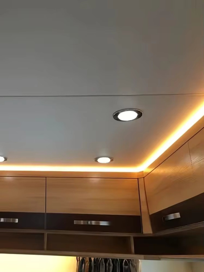 Flexibles COB LED-Lichtband 12V mit Selbstklebefolie für dekorative Innenbeleuchtung, Breite: 8 mm, Farbe: Warmweiß/Kaltweiß - Bild 4