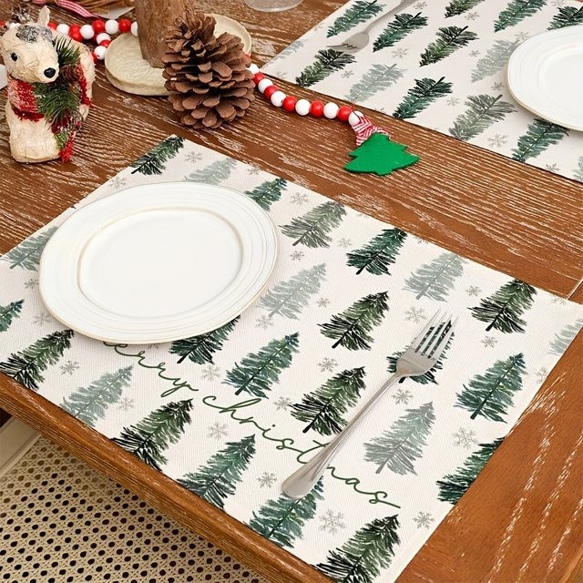 VIKAMA Weihnachts-Tischsets mit Weihnachtsbaum und Schneeflocken Motiv in Multicolor - Bild 1