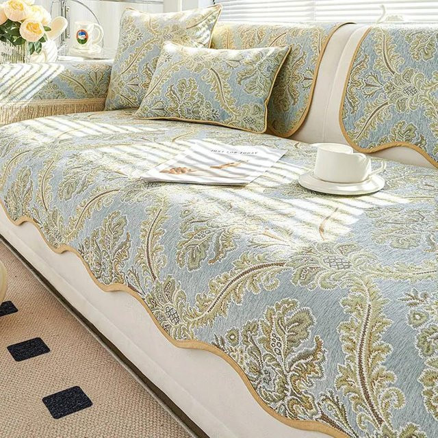Chenille Sofakissen mit floralem Jacquard-Muster und französischer Wellenkante in Blau, B/H: 65 x 58 cm - Bild 1