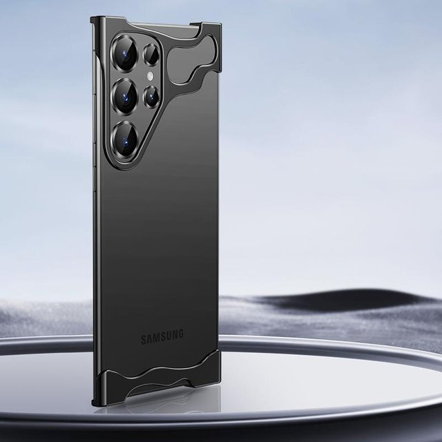 QGeeM Handyhülle aus Titanlegierung mit unregelmäßigem Metall-Bumper und Linsenschutz für Samsung Galaxy S24 Ultra und S25 Ultra, Schwarz - Bild 1