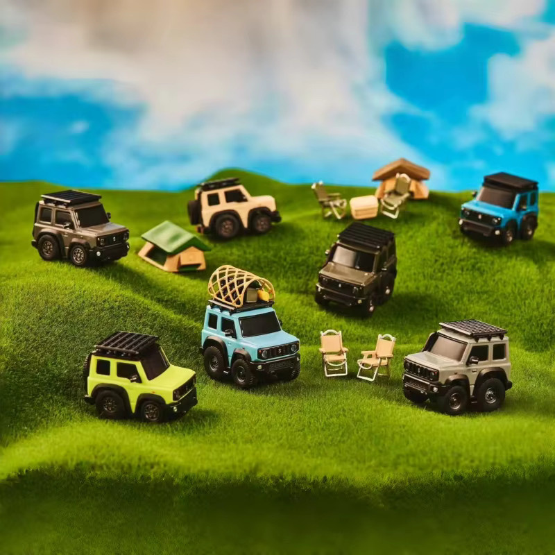 Tinyq Suzuki Jimny Let's Go Glamping Serie, Rückzieh-Auto, PVC - Bild 5