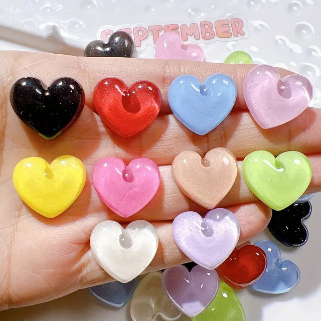 10 Stück Herz-Aufkleber aus Resin in Braun und Multicolour für DIY Scrapbook und Kühlschrank-Dekoration - Bild 1