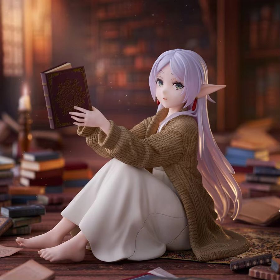 Bandai Frieren Beyond Journey's End Anime Figur Frieren in Homewear als Desktop Modell - Bild 2