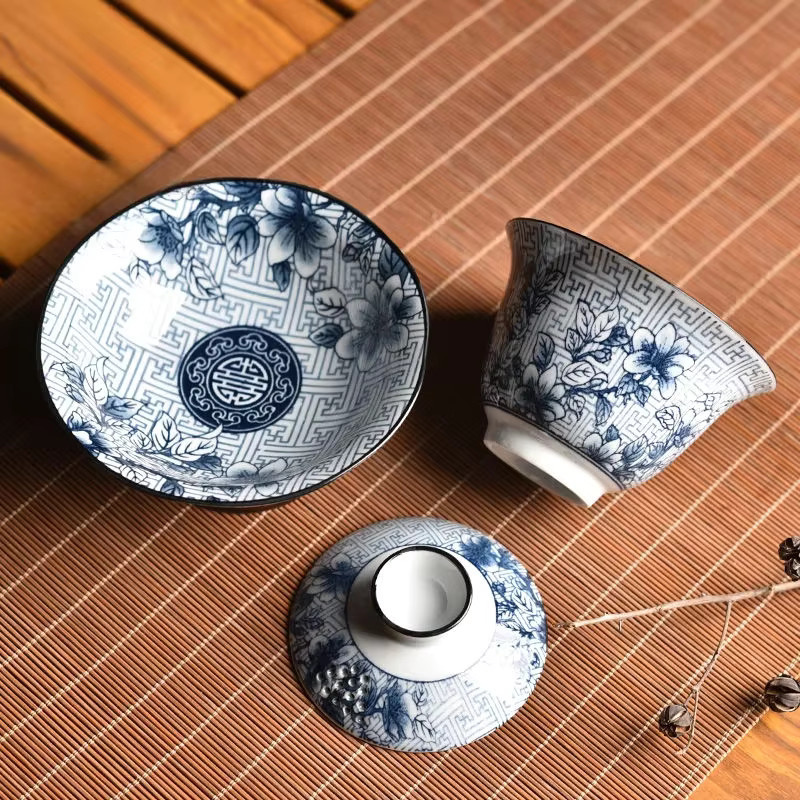 Handgefertigte Keramik-Gaiwan aus Porzellan in Blau und Weiß, 160 ml, Gongfu-Teegeschirr mit hohem Fuß - Bild 5