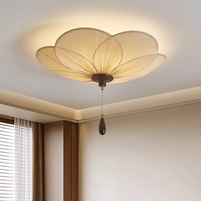 SaloEElaitte Retro-Deckenleuchte im Wabi-Sabi-Stil aus Stoff in Beige und Braun mit warmweißem Licht - Bild 1