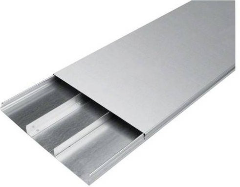 Hager Elektro-Sockelleistensystem UK340283 in Silber, Länge: 200 cm - Bild 1